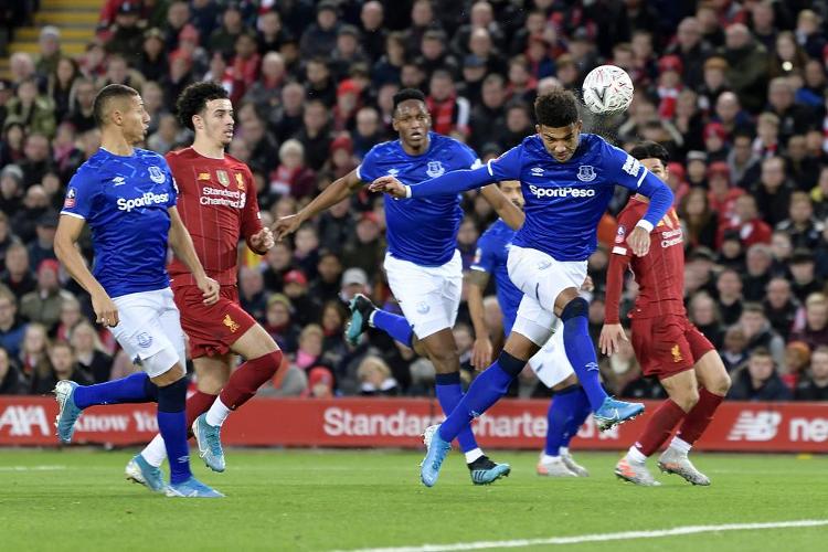 山东男篮选对了，连续2场比赛全队第一，中国男篮会有他一席之地吗