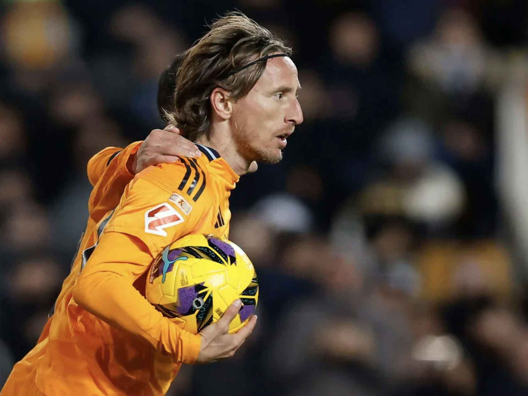 马克西空砍28+7+9，恩比德表现不佳，76人不敌湖人